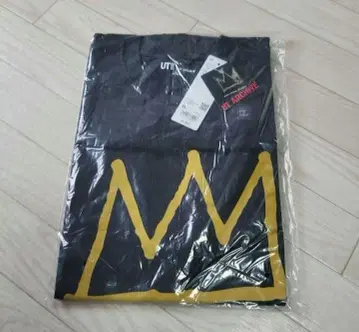 새상품 UNIQLO 유니클로 바스키아 UT T셔츠 XL