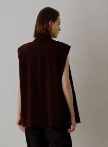 RIM.ARK 더블 브레스티드 코쿤 베스트 보르도