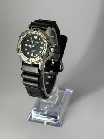 Y2K CASIO 일루미네이터 다이버풍 20BAR 새 배터리 청소 완료