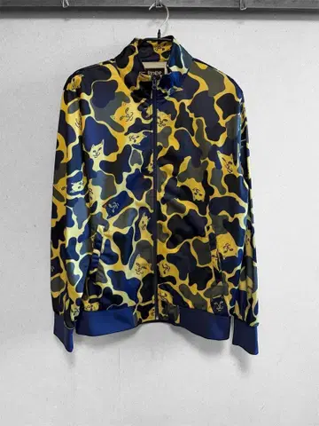 LIPNDIP 카모플라쥬 패턴 나일론 자켓