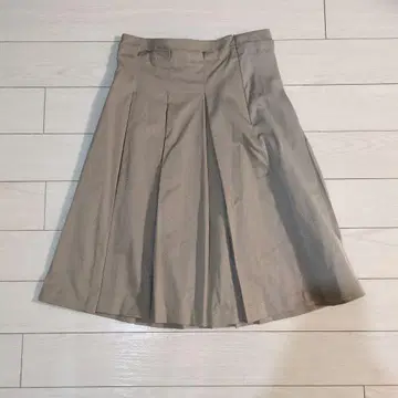 ZARA 플리츠 스커트 키리마루 착용