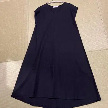 프란체스카 에반젤리스타 블랙 티셔츠 원피스