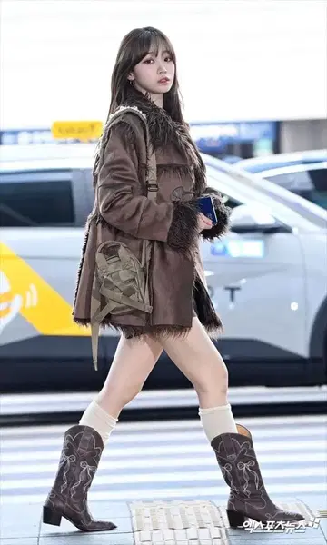 시몬 로샤 크로스바디 리본 백