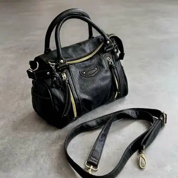 Y2K archive gimmick shoulder hand bag