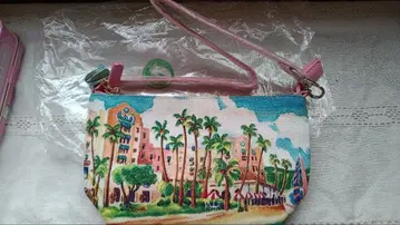 하와이 로얄 하와이안 럭셔리 컬렉션 파우치 핑크 팔라스