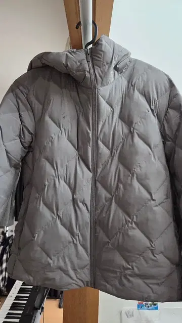 퍼프 테크 후드티 UNIQLO 그레이