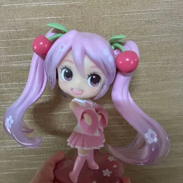 벚꽃 미쿠 피규어