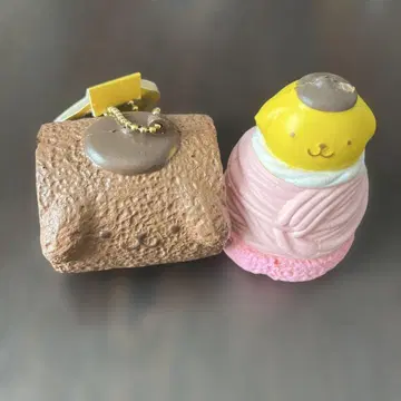 폼폼푸딩 말랑말랑 마스코트 롤케이크 키링 몽블랑