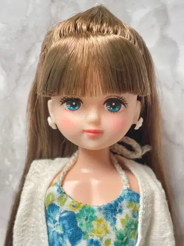 리카짱 인형 본체 꽃무늬 드레스 팔레트f