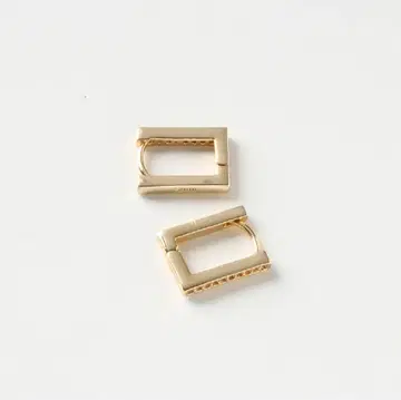 Zirconia rectangle pierce
