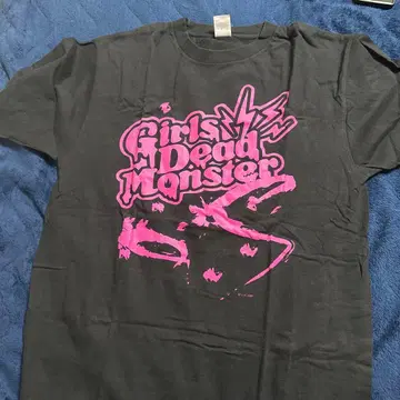 Girls Dead Monster T셔츠 XL 사이즈