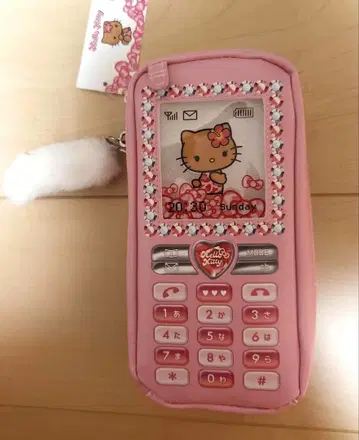 새상품 키티 폴더폰형 파우치