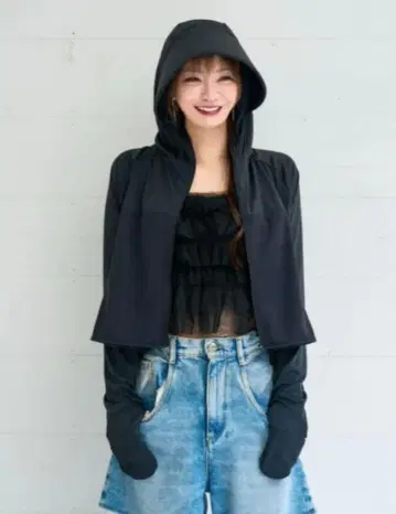 나루세 아이리 씨 프로듀스 시노비 차광 후드티 (블랙) 블랙