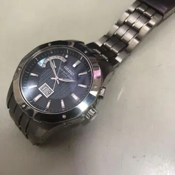 SEIKO 브라이츠 빅 데이트 손목시계