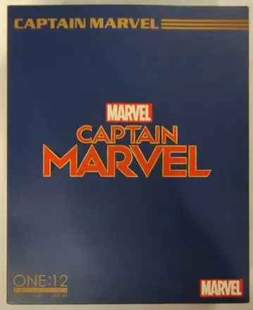 MEZCO TOYZ 원 12 컬렉티브 캡틴 마블 1/12 스케일