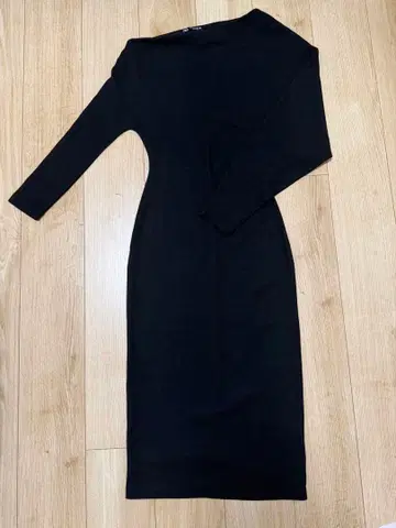 ZARA 블랙 오프숄더 롱 원피스 XS