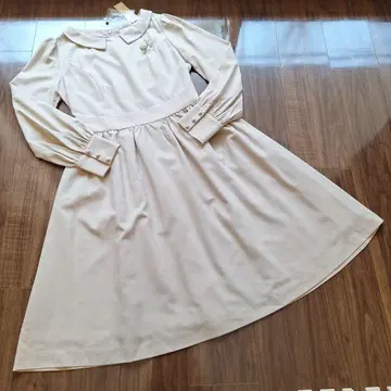 베이지 원피스 M 폭시 르네 엠프리미어 엠즈 그레이시 아베니르 카프리치