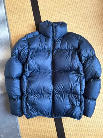 유니클로 울트라 라이트 볼륨 다운