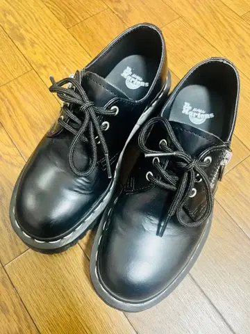 블랙 가죽 로퍼 통굽 지퍼 Dr. Martens UK 3