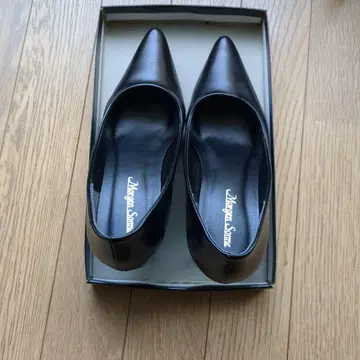 블랙 스틸레토 하이힐 23.0cm