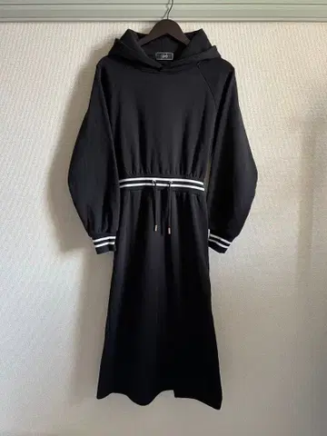 Rady 후드 부착 원피스