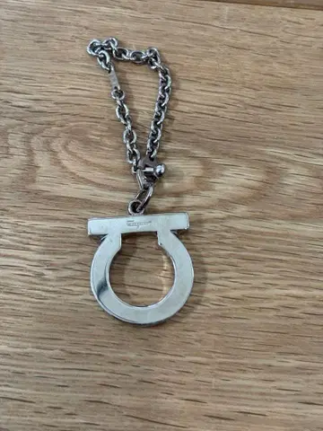 페라가모 간치니 백참 키링