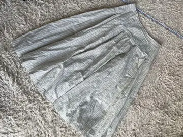 폴란드제 lilith 리릿 플레어 스커트 정교한 디자인 풍성한 개더