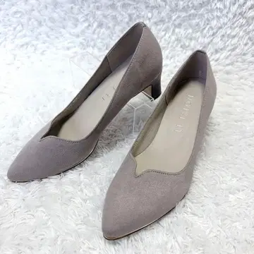 새상품급 루탈론 V컷 스틸레토 펌프스 23