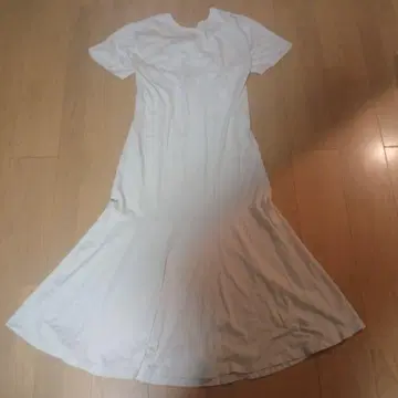 로리리즈팜 미사용 원피스