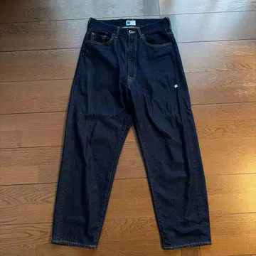 JAPAN BLUE JEANS