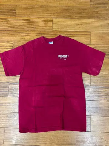 버건디 T셔츠 스포츠 프린트 싱글 스티치