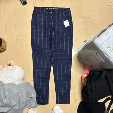 BEINGOFFICIAL 네이비 체크 무늬 슬랙스