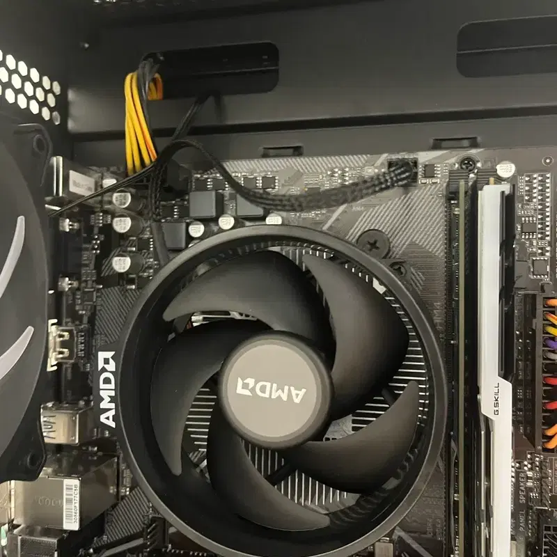 amd5600+a520m+3200mhz 8gb2개