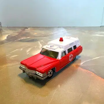 토미카 외국 자동차 시리즈 NO.F60 캐딜락 구급차 미국 자동차 일본제