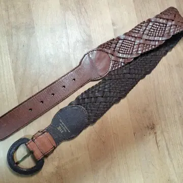 23구 브라운 가죽 링 버클 벨트