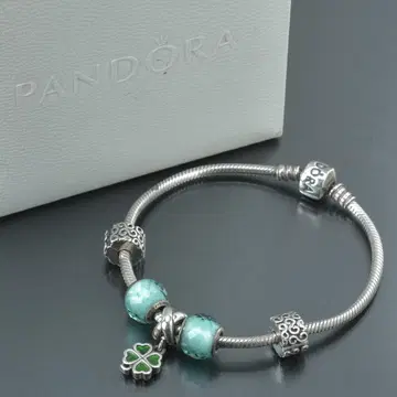 새상품급 PANDORA SV 팔찌 S925 각인 박스 포함 클로버