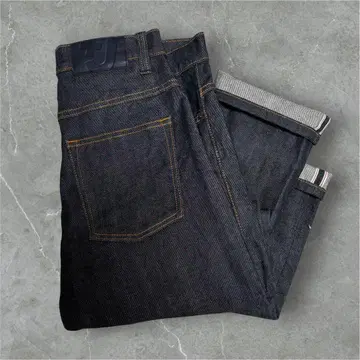 새상품급 유니클로 +J 셀비지 슬림핏 스트레이트 청바지 다크 네이비 30