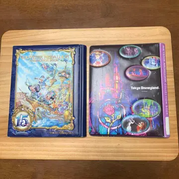 디즈니씨 15주년 원스 어폰 어 타임 수베니어 메달 컬렉션 북