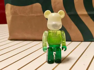 [ 가격 인하 중 ] 베어브릭 멜론 소다