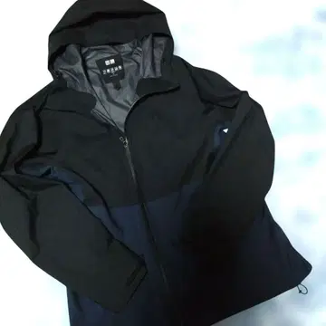 UNIQLO XL 방수 나일론 자켓 블랙/네이비