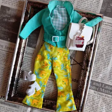 바비 아웃핏 레트로