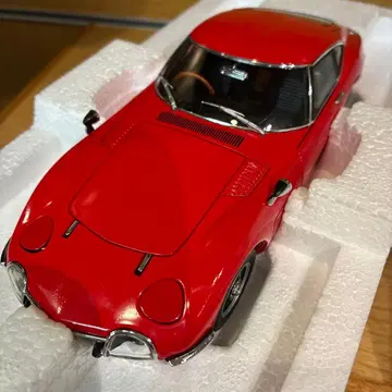 도요타 2000GT 레드 1/18 스케일