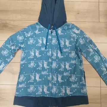 와치필드 후드티