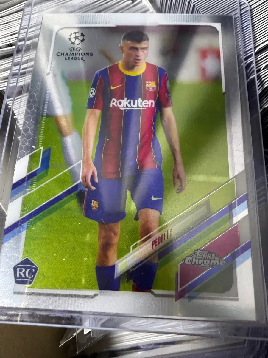 Topps Chrome 페드리 RC 축구 카드