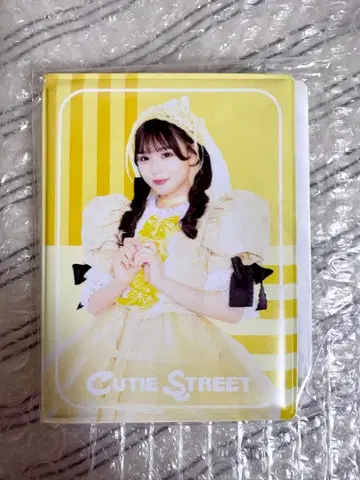 CUTIE STREET 후루사와 리사 카와사가 스키 복권 폴라로이드 파일