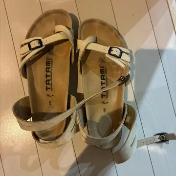 TATAMI 아이보리 샌들 사이즈 38 버켄스탁