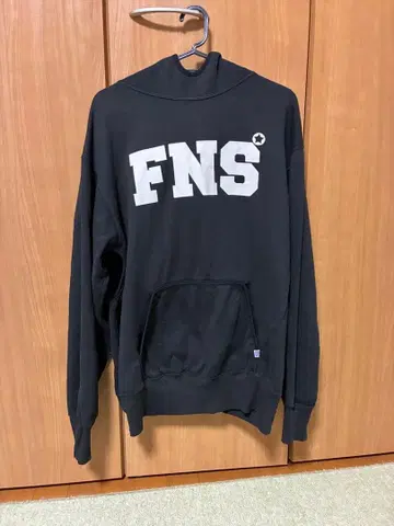 굿 이너프 피네스 후드티