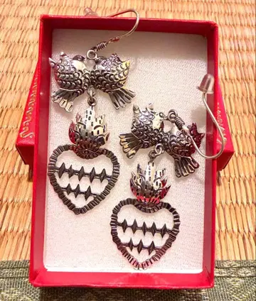 멕시코의 실버 925 하트와 새 귀걸이