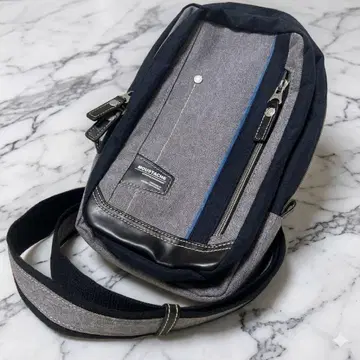 새상품급 moustache [무스타슈] 바디백 원숄더 남성용