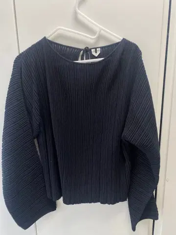 Arket 알켓 리브 편직 블랙 상의